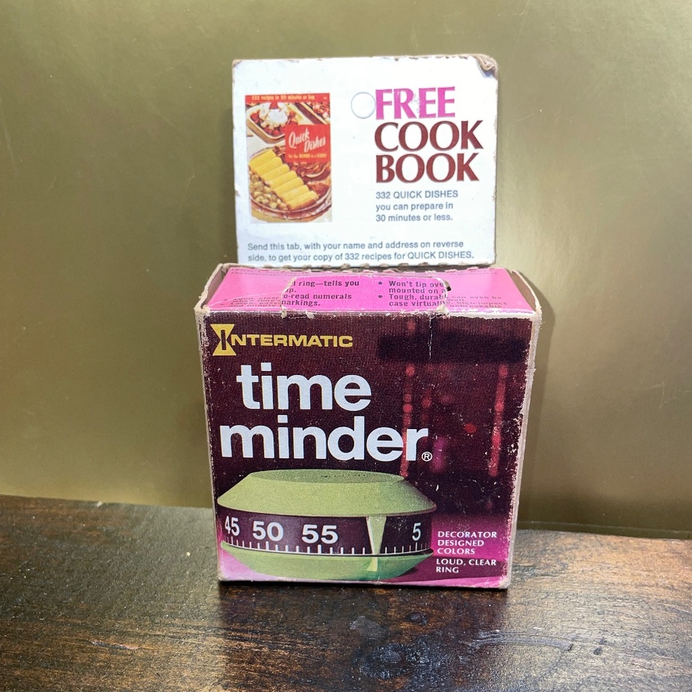 Vintage Intermatic Time Minder Time Keeper Country Side White 1 Hour‎ Setting